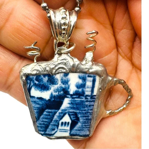 Blue Willow China Cappuccino Pendant With Artisan Silver Detailing & Ball Chain - Picture 8 of 15